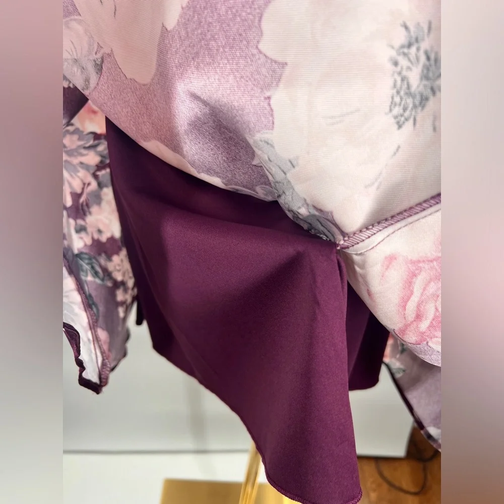EUC City Triangles Floral Print Mini Skirt